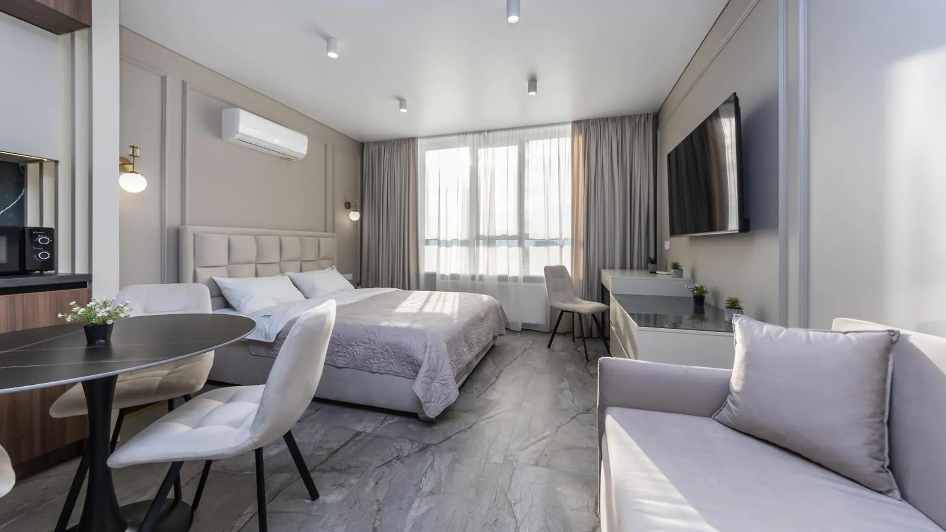 Flatrent Olympic Park, Метро Бориспільська Поруч! キエフ ウクライナ