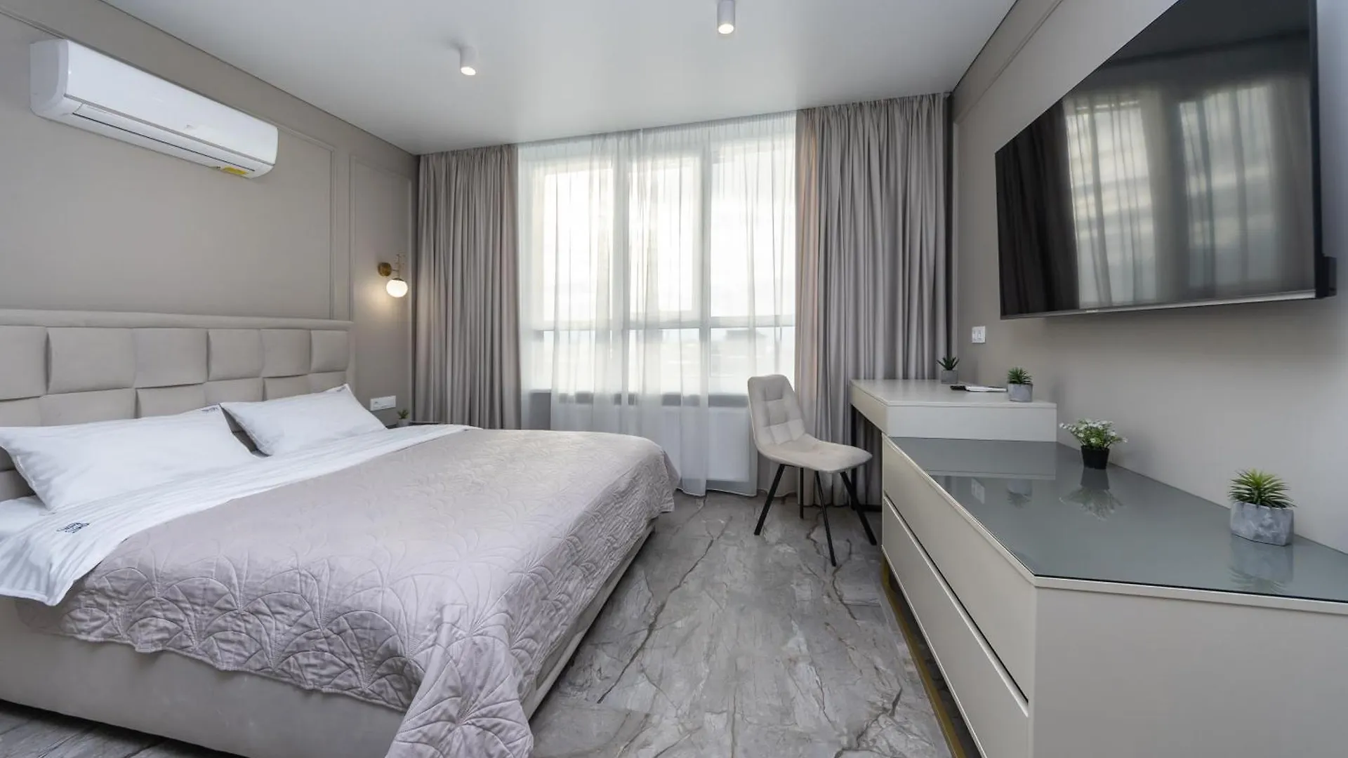 Lejlighed Flatrent Olympic Park, Метро Бориспільська Поруч! Kyiv Ukraine